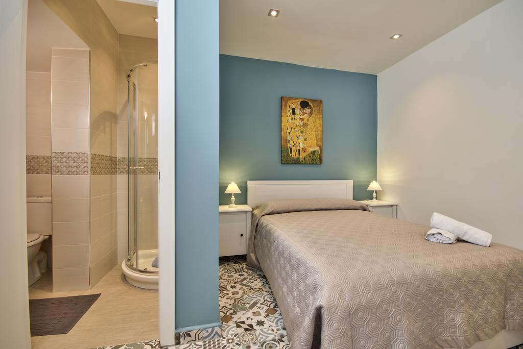 Valletta Luxe 3-Bedroom Duplex Penthouse With Sea View Terrace And Jacuzzi Esterno foto