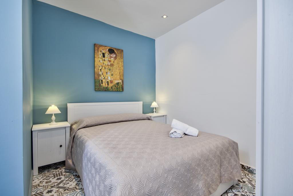 Valletta Luxe 3-Bedroom Duplex Penthouse With Sea View Terrace And Jacuzzi Esterno foto