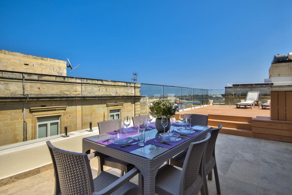 Valletta Luxe 3-Bedroom Duplex Penthouse With Sea View Terrace And Jacuzzi Esterno foto
