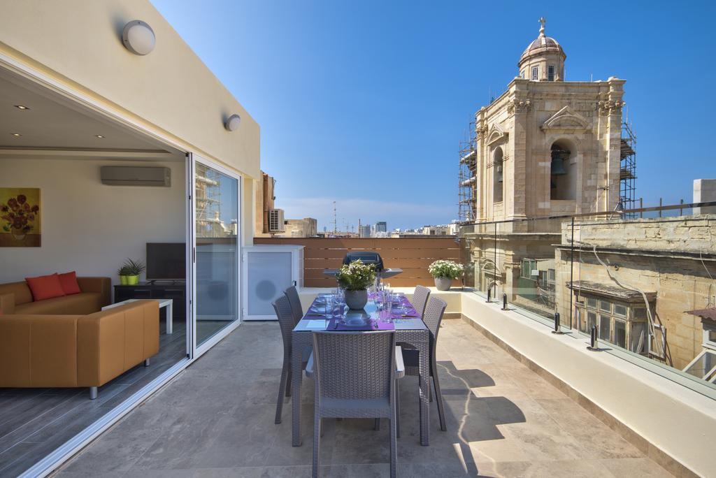 Valletta Luxe 3-Bedroom Duplex Penthouse With Sea View Terrace And Jacuzzi Esterno foto