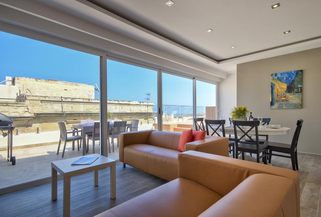 Valletta Luxe 3-Bedroom Duplex Penthouse With Sea View Terrace And Jacuzzi Esterno foto